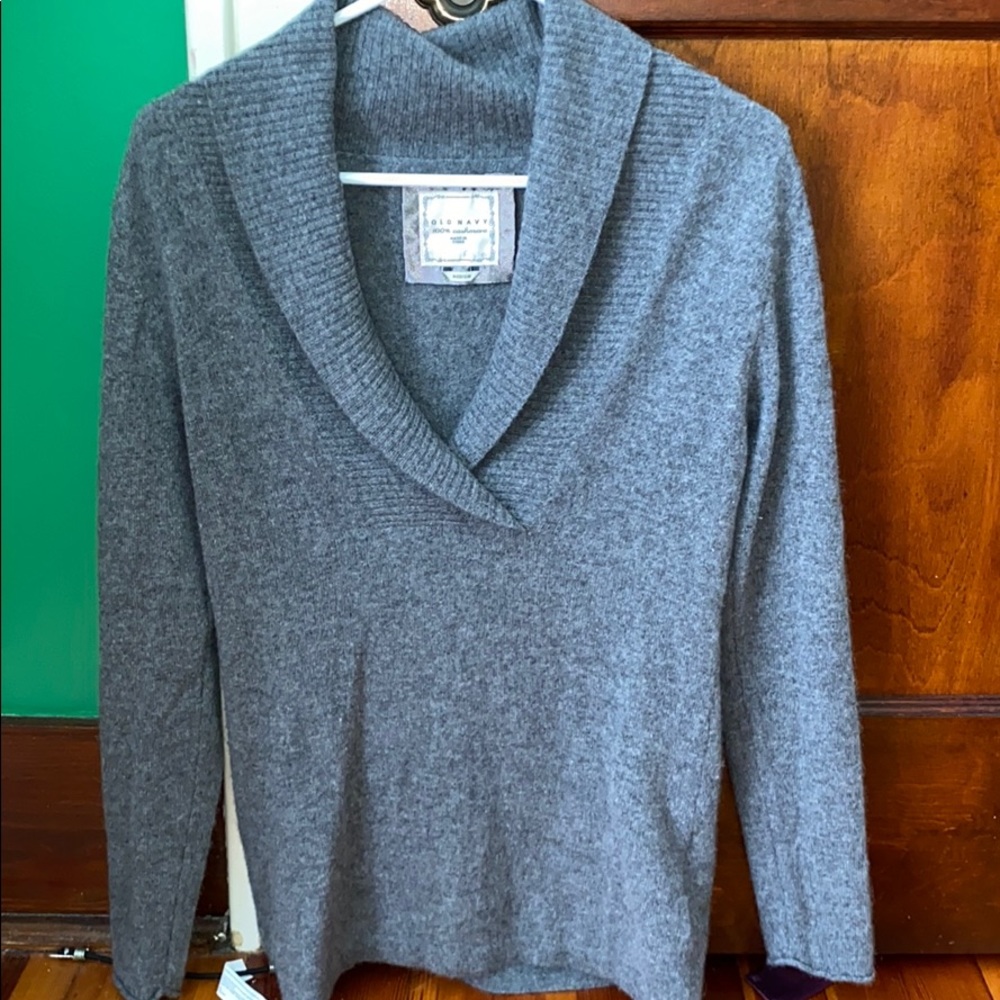 Cashmere sweater